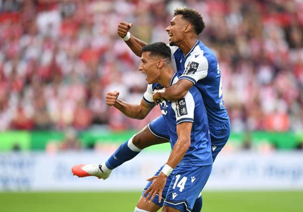 29.08.2026, xophax, Fussball 1.Bundesliga, 1.FC Koeln 1.FC Köln gegen TSG Hoffenheim. Torschütze zum 1 zu 0 für die TSG Adam Daghim ( TSG Hoffenheim ) , links und Bambusse Conte ( Hoffenheim ) , rechts Köln *** August 29, 2026, xophax, Soccer, Bundesliga 1, 1. FC Köln vs. TSG Hoffenheim. Goal scorer for TSG Hoffenheim’s 1-0 lead: Adam Daghim (TSG Hoffenheim, left) and Bambusse Conte (Hoffenheim, right); Köln