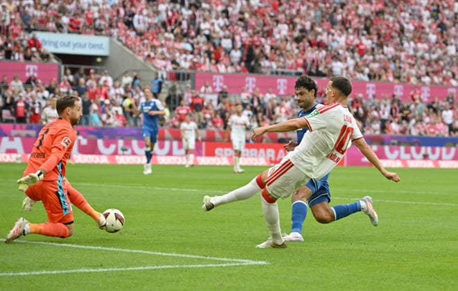 (l-r) Torwart Oliver Baumann (1899 Hoffenheim), Ozan Kabak (1899 Hoffenheim), Said El Mala (1. FC Köln) Torchance, Aktion, Zweikampf, Parade, Fussball 1. Bundesliga, 1.Spieltag, 1. FC Koeln - TSG 1899 Hoffenheim, am 29.08.2026 in Koeln Deutschland. DFL regulations prohibit any use of photographs as image sequences and or quasi-video Â *** l r Goalkeeper Oliver Baumann, 1899 Hoffenheim; Ozan Kabak, 1899 Hoffenheim; Said El Mala, 1 FC Köln; scoring chance, play, tackle, save, soccer, 1. Bundesliga, Matchday 1, 1. FC Köln vs. TSG 1899 Hoffenheim, on August 29, 2026, in Cologne, Germany. DFL regulations prohibit any use of photographs as image sequences and or quasi-video.