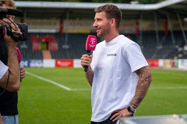 Pascal Reinhardt, Coach of SG Sonnenhof Großaspach, in an interview with Magenta; SG Sonnenhof Großaspach vs. FC Ingolstadt 04; Soccer; 3rd Division; Matchday 3; August 29, 2026; DFB regulations prohibit the use of photographs as image sequences and or quasi-video. Aspach, Baden-Württemberg, Germany Copyright: xkolbert-press PhilipxZieglerx