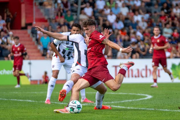 Scoring chance by Luca Molinari, SG Sonnenhof Großaspach, 21, SG Sonnenhof Großaspach vs. FC Ingolstadt 04, Soccer, 3rd Division, Matchday 3, August 29, 2026, DFB regulations prohibit any use of photographs as image sequences and or quasi-video. Aspach, Baden-Württemberg, Germany Copyright: xkolbert-press PhilipxZieglerx