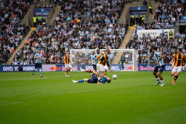 Players from both sides compete for the ball during the Premier League match between Coventry City and Hull City at Coventry Building Society Arena (Photo by Jay Soundo) Copyright: xJayxSoundox xSportsxPressxPhotox Sportspressphoto_SPR218628