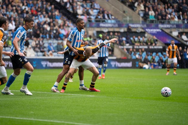 Players from both sides compete for the ball during the Premier League match between Coventry City and Hull City at Coventry Building Society Arena (Photo by Jay Soundo) Copyright: xJayxSoundox xSportsxPressxPhotox Sportspressphoto_SPR218649