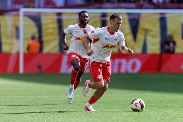 August 29, 2026, GER, Soccer, Men s, 1. Bundesliga, 2026–2027 Season, Matchday 1, RB Leipzig vs. Borussia Mönchengladbach Brajan Gruda RB Leipzig 10 Individual Play DFB and DFL regulations prohibit any use of photographs as image sequences and or quasi-video Leipzig Red Bull Arena Saxony Germany Copyright: xNordphoto Trienitzx
