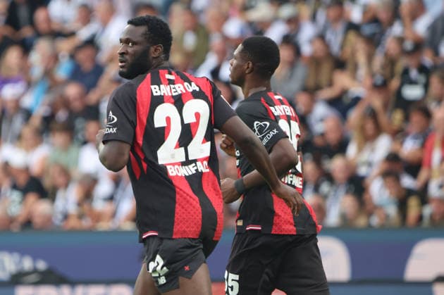29.08.2026, Fussball, Herren, 1. Bundesliga, Saison 2026 2027, SV 07 Elversberg - Bayer 04 Leverkusen, Torjubel zum 2:3, Torschütze: Victor Boniface (Bayer 04 Leverkusen) Elversberg Ursapharm-Arena an der Kaiserlinde Saarland Deutschland (DEU) *** August 29, 2026, Soccer, Men s, Bundesliga 1, 2026–2027 Season, SV 07 Elversberg vs. Bayer 04 Leverkusen, goal celebration after the 2-3, goal scorer Victor Boniface, Bayer 04 Leverkusen vs. Elversberg, Ursapharm Arena an der Kaiserlinde, Saarland, Germany, DEU Copyright: xSebastianxBachx