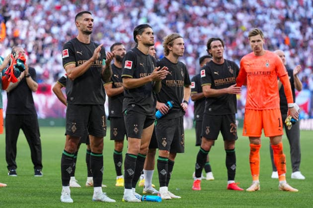 29.08.2026, xydrx, Herren, Fußball, 1.Bundesliga, RB Leipzig - Borussia Mönchengladbach, Saison 2026 2027, Red Bull Arena: Tim Kleindienst (Borussia Moenchengladbach, 11) Kevin Diks (Borussia Moenchengladbach, 4) Hugo Bolin (Borussia Moenchengladbach, 38) Joe Scally (Borussia Moenchengladbach, 29) Moritz Nicolas (Borussia Moenchengladbach, 1) enttäuscht nach der Niederlage DFB regulations prohibit any use of photographs as image sequences and or quasi-video. *** August 29, 2026, xydrx, Men s, Soccer, Bundesliga 1, RB Leipzig vs. Borussia Mönchengladbach, 2026–2027 Season, Red Bull Arena, Tim Kleindienst, Borussia Mönchengladbach, 11 Kevin Diks, Borussia Mönchengladbach, 4 Hugo Bolin, Borussia Mönchengladbach, 38 Joe Scally, Borussia Mönchengladbach, 29 Moritz Nicolas, Borussia Mönchengladbach, 1, disappointed after the loss. DFB regulations prohibit any use of photographs as image sequences and or quasi-video. Copyright: HMBxMedia YannisxDreimann