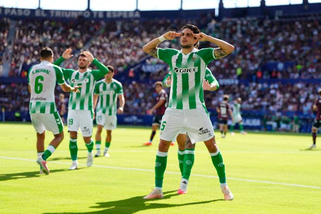 Levante UD v Real Betis Balompie - LaLiga EA Sports 2026 27 Marc Bartra centre-back of Betis and Spain celebrates after scoring his sides first goal during the LaLiga EA Sports 2026 27 match between Levante UD and Real Betis Balompie at Ciutat de Valencia on August 29, 2026 in Valencia, Spain. Valencia Spain  Copyright: xJosexBretonx originalFilename:bretonhernandez-levanteu260829_npKOG.jpg