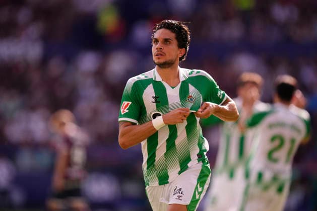 Levante UD v Real Betis Balompie - LaLiga EA Sports 2026 27 Marc Bartra centre-back of Betis and Spain celebrates after scoring his sides first goal during the LaLiga EA Sports 2026 27 match between Levante UD and Real Betis Balompie at Ciutat de Valencia on August 29, 2026 in Valencia, Spain. Valencia Spain  Copyright: xJosexBretonx originalFilename:bretonhernandez-levanteu260829_np75Q.jpg