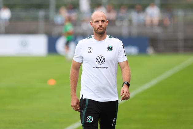 August 29, 2026, Soccer, Men s, Regionalliga Nord, Matchday 6, BSV Kickers Emden vs. Hannover 96 II, Coach Lars Barlemann, Hannover 96 II