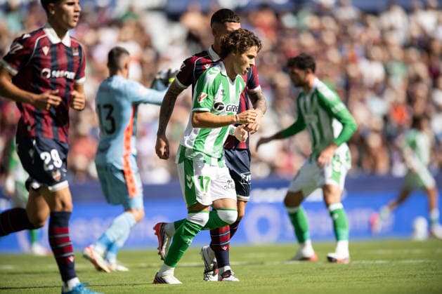 ESP LaLiga EA Sports UD Levante vs. Real Betis Rodrigo Riquelme Reche of Real Betis during the LaLiga EA Sports match between UD Levante and Real Betis, played at the Ciudad de Valencia Stadium in Valencia on August 29, 2026, in Valencia, Spain. Soccer Copyright: xAgenciaxLOFx