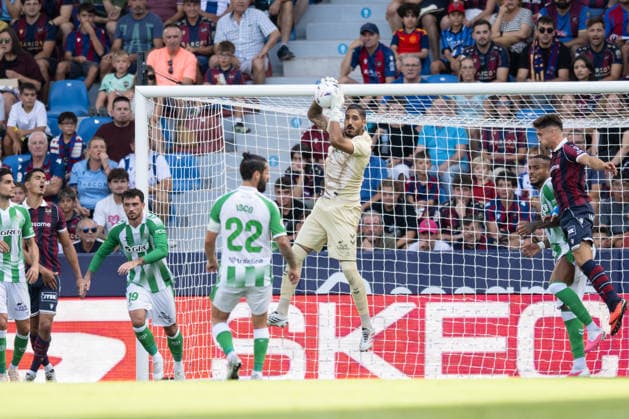 ESP LaLiga EA Sports UD Levante vs. Real Betis: Álvaro Valles of Real Betis in action during the LaLiga EA Sports match between UD Levante and Real Betis, played at the Ciudad de Valencia Stadium in Valencia on August 29, 2026, in Valencia, Spain. Soccer Copyright: xAgenciaxLOFx