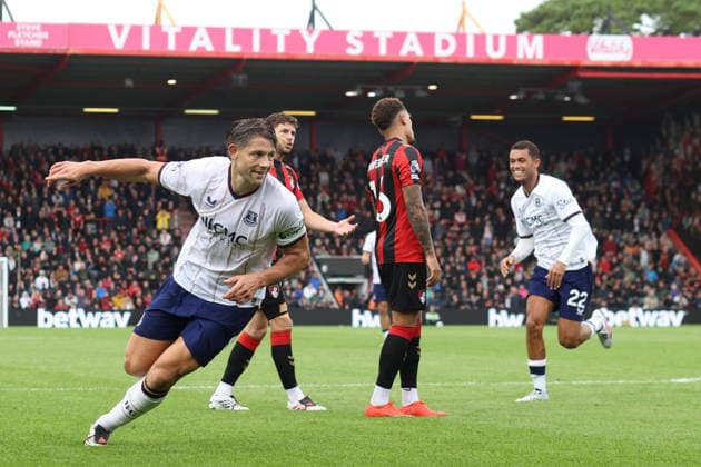 Bournemouth gegen Everton, 29. August 2026, Premier League, Fußball: Bournemouth gegen Everton – James Tarkowski von Everton jubelt nach seinem Ausgleichstreffer. Foto: Mark Leech, Bournemouth, Großbritannien  Copyright: xMarkxLeechxOffside