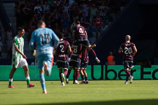 August 29, 2026, Valencia, Alicante, Spain: VALENCIA, SPAIN - AUGUST 29: LEVANTE UD celebrates the second goal during the match between Levante UD and Real Betis, from LaLiga EASports, matchweek 3, disputed at the Ciutat de Valencia, Valencia Valencia Spain - ZUMAc290 20260829_zsp_c290_006 Copyright: xJordixCantox