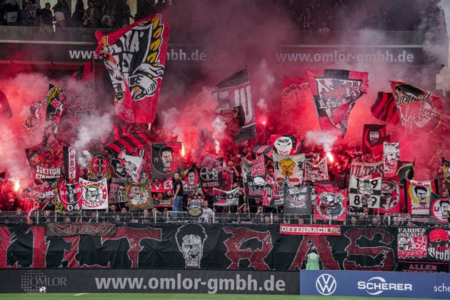Deutschland: Fussball Saison 2026 2027 , Bundesliga , 1. Spieltag , SV Elversberg vs. Bayer 04 Leverkusen - URSAPHARM-Arena (Spiesen-Elversberg) : Zuschauer, Stadion, Fans, Tribüne, Pyrotechnik, Fahnen, Banner Spiesen-Elversberg USRSAPHARM-Arena Deutschland Germany *** Germany Soccer Season 2026–2027, Bundesliga, Matchday 1, SV Elversberg vs. Bayer 04 Leverkusen, URSAPHARM Arena, Spiesen-Elversberg—spectators, stadium, fans, stands, pyrotechnics, flags, banners, Spiesen-Elversberg, URSAPHARM Arena, Germany Copyright: xBennetxLongx