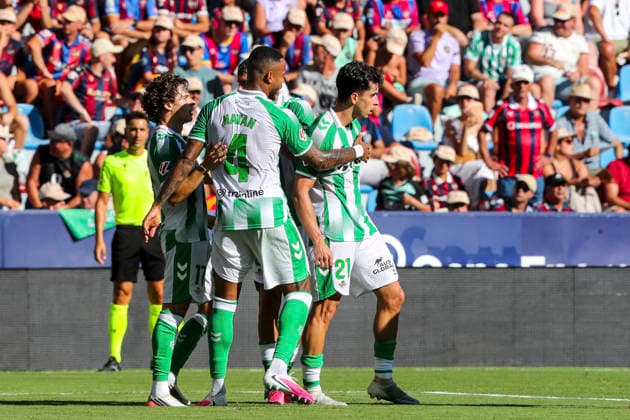 August 29, 2026, Valencia, Valencia, SPAIN: Rodrigo Riquelme of Real Betis Balompie celebrates a goal with teammates during the Spanish league, LaLiga EA Sports, football match played between Levante UD and Real Betis Balompie at Ciutat de Valencia stadium on August 29, 2026, in Valencia, Spain. Levante UD V Real Betis Balompie - LaLiga EA Sports  - ZUMAa181 20260829_zaa_a181_071 Copyright: xIvanxTerronx