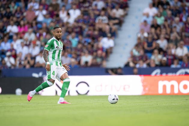ESP LaLiga EA Sports UD Levante vs. Real Betis: Natan Bernardo De Souza of Real Betis during the LaLiga EA Sports match between UD Levante and Real Betis, played at the Ciudad de Valencia Stadium in Valencia on August 29, 2026, in Valencia, Spain. Soccer Copyright: xAgenciaxLOFx