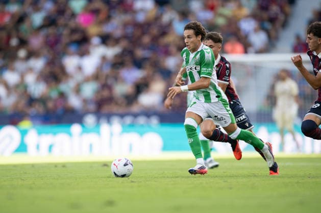 ESP LaLiga EA Sports UD Levante vs. Real Betis Rodrigo Riquelme Reche of Real Betis during the LaLiga EA Sports match between UD Levante and Real Betis, played at the Ciudad de Valencia Stadium in Valencia on August 29, 2026, in Valencia, Spain. Soccer Copyright: xAgenciaxLOFx