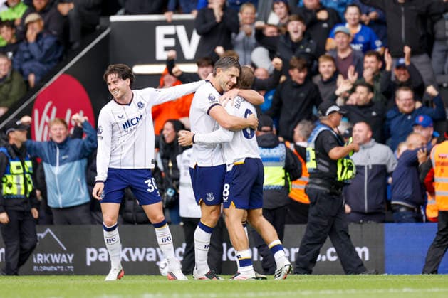 29th August 2026; Bournemouth, Dorset, England; Premier League Football, AFC Bournemouth versus Everton; James Tarkowski of Everton celebrates after scored in the 91st minutes for 1-1 HongboxChen