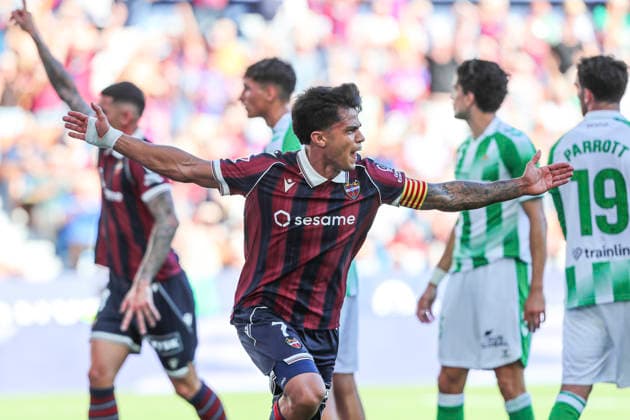 August 29, 2026, Valencia, Valencia, SPAIN: Roger Brugue of Levante UD celebrates a goal during the Spanish league, LaLiga EA Sports, football match played between Levante UD and Real Betis Balompie at Ciutat de Valencia stadium on August 29, 2026, in Valencia, Spain. Levante UD V Real Betis Balompie - LaLiga EA Sports  - ZUMAa181 20260829_zaa_a181_082 Copyright: xIvanxTerronx