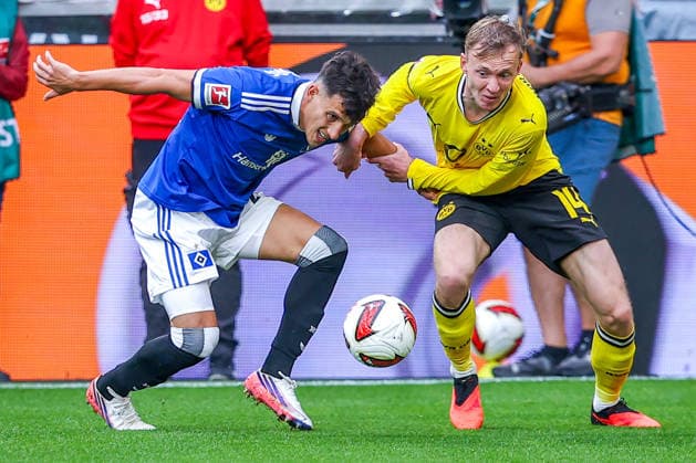 2026.08.29, xkwix, Fußball, Bundesliga, Borussia Dortmund - Hamburger SV, Signal Iduna Park, 1.Spieltag, Saison 2026 2027: Maximilian Beier (Borussia Dortmund 14) im Zweikampf gegen Nicolas Capaldo (Hamburger SV 24) DFB regulations prohibit any use of photographs as image sequences and or quasi-video. Photo: xKamilxWilkowskixPressefotoKochx Nordrhein-Westfalen Deutschland *** August 29, 2026, xkwix, Soccer, Bundesliga, Borussia Dortmund vs. Hamburger SV, Signal Iduna Park, Matchday 1, 2026–2027 Season: Maximilian Beier (Borussia Dortmund, No. 14) in a tackle against Nicolas Capaldo (Hamburger SV, No. 24). DFB regulations prohibit any use of photographs as image sequences and or quasi-video. Photo: xKamilxWilkowskixPressefotoKochx, North Rhine-Westphalia, Germany