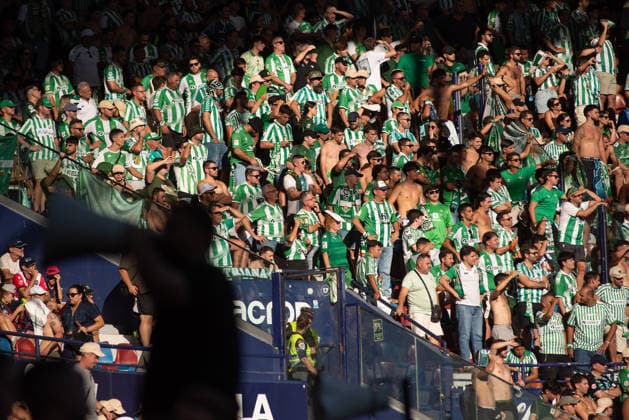 August 29, 2026, Valencia, Alicante, Spain: VALENCIA, SPAIN - AUGUST 29: REAL BETIS fans during the match between Levante UD and Real Betis, from LaLiga EASports, matchweek 3, disputed at the Ciutat de Valencia, Valencia Valencia Spain - ZUMAc290 20260829_zsp_c290_052 Copyright: xJordixCantox