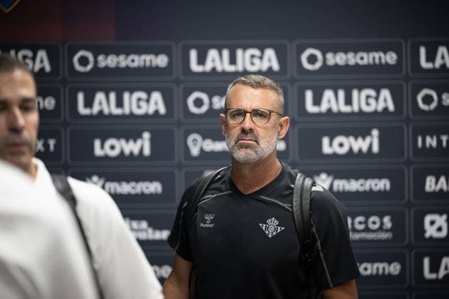 ESP LaLiga EA Sports UD Levante vs. Real Betis: Arriving at the stadium before the LaLiga EA Sports match between UD Levante and Real Betis, played at the Ciudad de Valencia Stadium in Valencia on August 29, 2026, in Valencia, Spain. Soccer Copyright: xAgenciaxLOFx