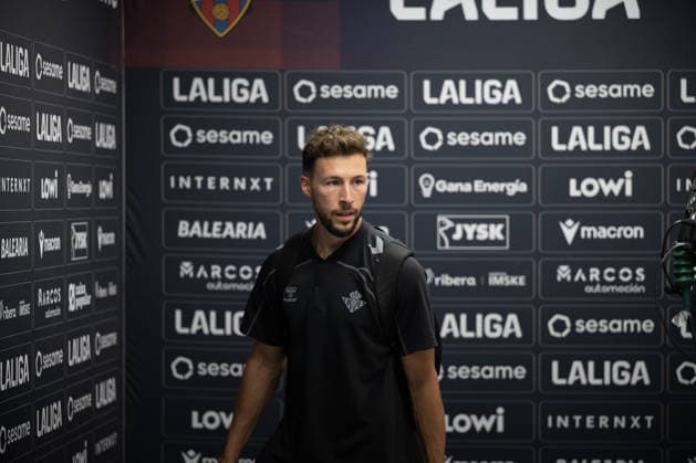 ESP LaLiga EA Sports UD Levante vs. Real Betis: Arriving at the stadium before the LaLiga EA Sports match between UD Levante and Real Betis, played at Ciudad de Valencia Stadium in Valencia on August 29, 2026, in Valencia, Spain. Soccer Copyright: xAgenciaxLOFx
