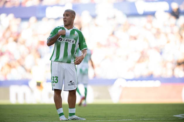 ESP LaLiga EA Sports UD Levante vs. Real Betis Pablo Garcia of Real Betis during the LaLiga EA Sports match between UD Levante and Real Betis, played at the Ciudad de Valencia Stadium in Valencia on August 29, 2026, in Valencia, Spain. Soccer Copyright: xAgenciaxLOFx