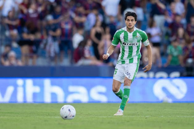 ESP LaLiga EA Sports UD Levante vs. Real Betis Marc Bartra Aregall of Real Betis during the LaLiga EA Sports match between UD Levante and Real Betis, played at the Ciudad de Valencia Stadium in Valencia on August 29, 2026, in Valencia, Spain. Soccer Copyright: xAgenciaxLOFx