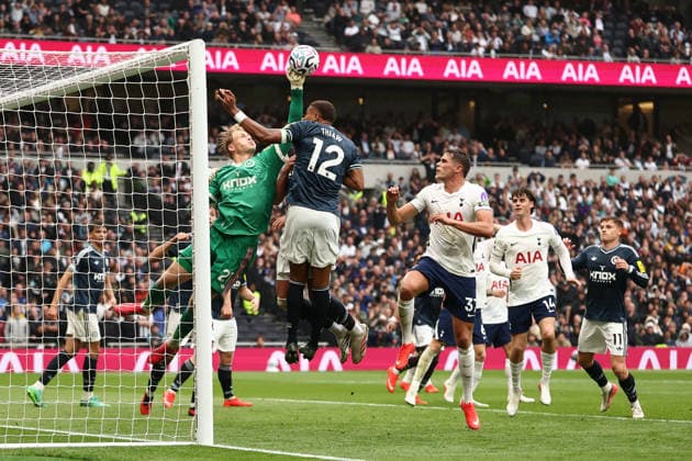 London, England, 29th August 2026. Jan Paul van Hecke of Tottenham Hotspur sees his shot saved by Lukas Hornicek of Newcastle United during the Tottenham Hotspur vs Newcastle United Premier League match at the Tottenham Hotspur Stadium, London. Picture credit should read: David Klein Sportimage EDITORIAL USE ONLY. No use with unauthorised audio, video, data, fixture lists, club league logos or live services. Online in-match use limited to 120 images, no video emulation. No use in betting, games or single club league player publications. SPI_014_DK_Spurs_Newcastle SPI-4941-0014