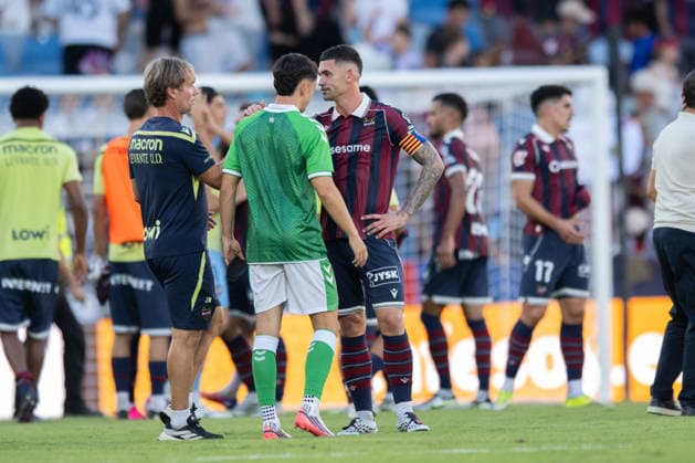 ESP LaLiga EA Sports UD Levante vs. Real Betis: Adrian de la Fuente of Levante during the LaLiga EA Sports match between UD Levante and Real Betis, played at Ciudad de Valencia Stadium in Valencia on August 29, 2026, in Valencia, Spain. Soccer Copyright: xAgenciaxLOFx