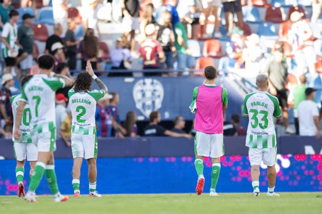 ESP LaLiga EA Sports UD Levante vs. Real Betis: Hector Bellerin of Real Betis during the LaLiga EA Sports match between UD Levante and Real Betis, played at Ciudad de Valencia Stadium in Valencia on August 29, 2026, in Valencia, Spain. Soccer Copyright: xAgenciaxLOFx