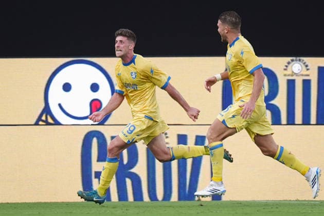 Frosinone™s Anthony Bracaglia celebrates after scoring the 0-2 goal for his team during the Serie A soccer match between Fiorentina and Frosinone at the Artemio Franchi Stadium in Florence, north Italy - Saturday, August 29, 2026 -  Copyright: xMassimoxPaolone LaPressex