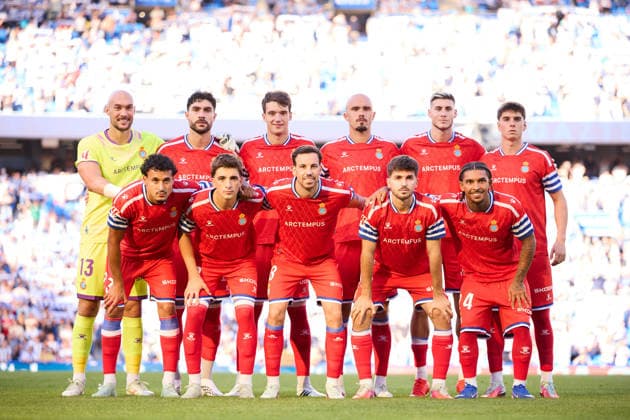 August 29, 2026, San Sebastian, Guipuzcoa, Spain: Players of RCD Espanyol line up for a team photo prior to the LaLiga EA Sports match between Real Sociedad and RCD Espanyol at Anoeta on August 29, 2026, in San Sebastian, Spain. Real Sociedad V RCD Espanyol De Barcelona - La Liga EA Sports  - ZUMAa181 20260829_zaa_a181_103 Copyright: xRicardoxLarreinax