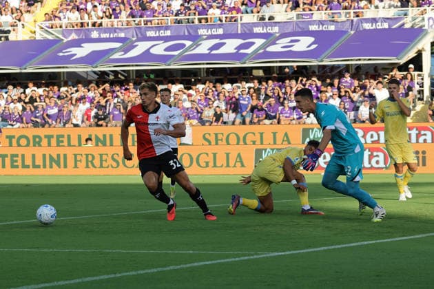 ACF Fiorentina v Frosinone Calcio - Campionato Serie A Mateo Pellegrino of ACF Fiorentina in action during the Italian Serie A football match between ACF Fiorentina and Frosinone Calcio , on August 29 ,2026 at the Artemio-Franchi stadium in Florence. Firenze FI Italy  Copyright: xAndreaxMartinix originalFilename:martini-acffiore260829_npzcY.jpg