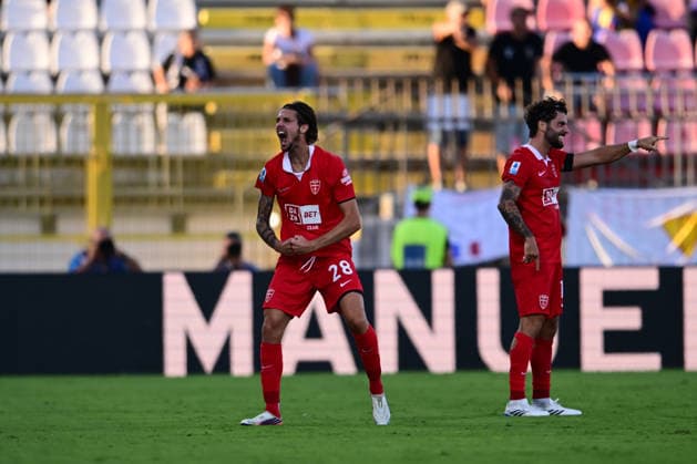 AC Monza v Udinese Calcio - Serie A 2026 27 Andrea Colpani of AC Monza celebrates after scoring his team s first goal during a Serie A match between AC Monza and Udinese Calcio at Brianteo Stadium in Monza, Italy, on August 29, 2026. Monza Lombardy Italy  Copyright: xAndreaxDiodatox originalFilename:diodato-acmonzav260829_nptX4.jpg