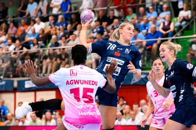Neckarsulm Central Station, Sportunion Neckarsulm, HSG Bensheim, Auerbach, Ndidi Agwunedu, Bensheim, Paulina Uscinowicz, Neckarsulm, Neckarsulm, Ballei, Baden-Württemberg, Germany