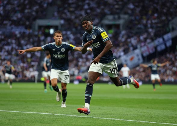 29th August 2026; Tottenham Hotspur Stadium, London, England; Premier League Football, Tottenham Hotspur versus Newcastle United; Anthony Elanga of Newcastle United celebrates after scoring his sides 1st goal in the 62nd minute to make it 0-1 JohnxPatrickxFletcher