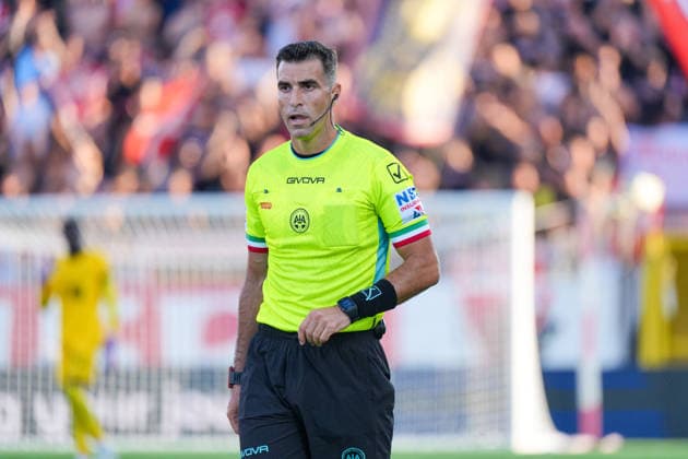 IPA87905023 - Claudio Giuseppe Allegretta (Referee) during the AC Monza vs. Udinese Calcio Italian Serie A soccer match in Monza, Italy, on August 29, 2026  Copyright: xLucaxRossini IPAxSportx xx 87905023