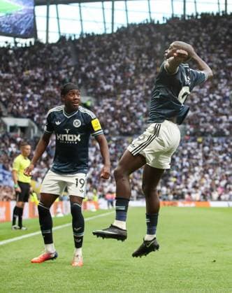 Yoane Wissa of Newcastle United celebrates scoring his team s second goal Tottenham Hotspur v Newcastle United, Premier League, Football, Tottenham Hotspur Stadium, London, UK, 29 08 2026, England - 29 Aug 2026London Tottenham Hotspur Stadium England United Kingdom EDITORIAL USE ONLY No use with unauthorised audio, video, data, fixture lists, club league logos or live services. Online in-match use limited to 120 images, no video emulation. No use in betting, games or single club league player publications. Copyright: xHanc WiredxPhotos Shutterstockx 17124807ba