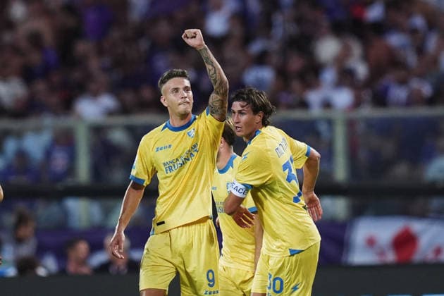 Frosinone™s Raimondo celebrates after scoring the 0-3 goal for his team during the Serie A soccer match between Fiorentina and Frosinone at the Artemio Franchi Stadium in Florence, north Italy - Saturday, August 29, 2026 -  Copyright: xMassimoxPaolone LaPressex