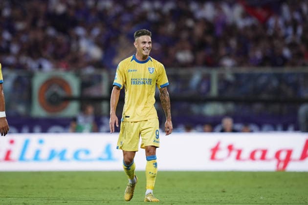 Frosinone™s Raimondo celebrates after scoring the 0-3 goal for his team during the Serie A soccer match between Fiorentina and Frosinone at the Artemio Franchi Stadium in Florence, north Italy - Saturday, August 29, 2026 -  Copyright: xMassimoxPaolone LaPressex