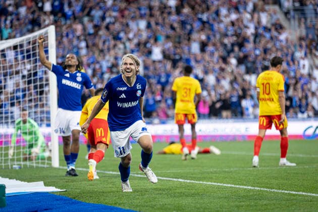 FOOTBALL : Racing Strasbourg vs RC Lens - Ligue 1 J2 Stade de la Meinau - 29 08 2026 Joie des joueurs de l equipe de apres le but de Gessime Yassine 80 (Racing Strasbourg) Sebastian Nanasi 11 (Racing Strasbourg)  Copyright: xelyxandroxcegarrax