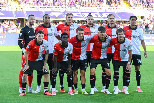 IPA87905662 - Fiorentina s starting lineup for the ACF Fiorentina vs. Frosinone Calcio Serie A soccer match in Florence, Italy, on August 29, 2026  Copyright: xFabioxFagiolini IPAxSportx xx 87905662
