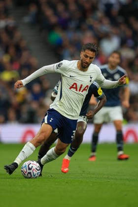 Tottenham Hotspur v Newcastle United, Premier League Tottenham Hotspur Midfielder Rodrigo Bentancur (30) runs with the ball during the Premier League match between Tottenham Hotspur and Newcastle United at Tottenham Hotspur Stadium, London, UK on 29 August 2026. London Tottenham Hotspur Stadium London UK Editorial use only DataCo restrictions apply See www.football-dataco.com , Copyright: xChrisxFoxwellx PSI-24771-0081