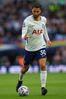 Tottenham Hotspur v Newcastle United, Premier League Tottenham Hotspur Midfielder Rodrigo Bentancur (30) during the Premier League match between Tottenham Hotspur and Newcastle United at Tottenham Hotspur Stadium, London, UK on 29 August 2026. London Tottenham Hotspur Stadium London UK Editorial use only DataCo restrictions apply See www.football-dataco.com , Copyright: xChrisxFoxwellx PSI-24771-0103