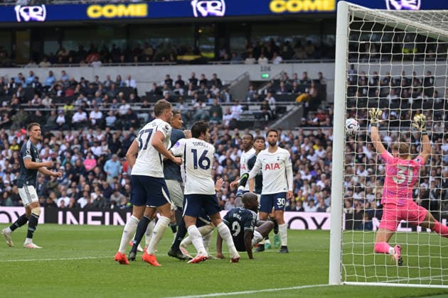 Spurs vs Newcastle, Premier League GOAL Yoane Wissa of Newcastle Utd scores the second goal during the Spurs vs Newcastle Utd Premier League fixture at the Tottenham Hotspur Stadium London UK. 29th Aug 2026. This image is for EDITORIAL USE ONLY. Licence required from the Football DataCo for any other use. London Tottenham Hotspur Stadium UK Copyright: xMartinxDaltonx Spurs_Newcastle_290826_MD_575
