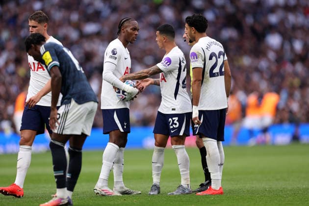 London, England, 29th August 2026. Mathys Tel of Tottenham Hotspur argues over the free kick with Pedro Porro of Tottenham Hotspur during the Tottenham Hotspur vs Newcastle United Premier League match at the Tottenham Hotspur Stadium, London. Picture credit should read: David Klein Sportimage EDITORIAL USE ONLY. No use with unauthorised audio, video, data, fixture lists, club league logos or live services. Online in-match use limited to 120 images, no video emulation. No use in betting, games or single club league player publications. SPI_036_DK_Spurs_Newcastle SPI-4941-0036