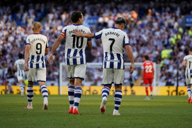 Ander Barrenetxea of Real Sociedad seen in action during the La Liga EA Sports football match between Real Sociedad and RCD Espanyol de Barcelona at Estadio Anoeta on August 29, 2026 in San Sebastian, Spain. (Mickael Ducint Ball Raw Images) San Sebastian Estadio Anoeta Spain Copyright: xMickaelxDucintx mickaelducint_RealSociedad_Espanyol374