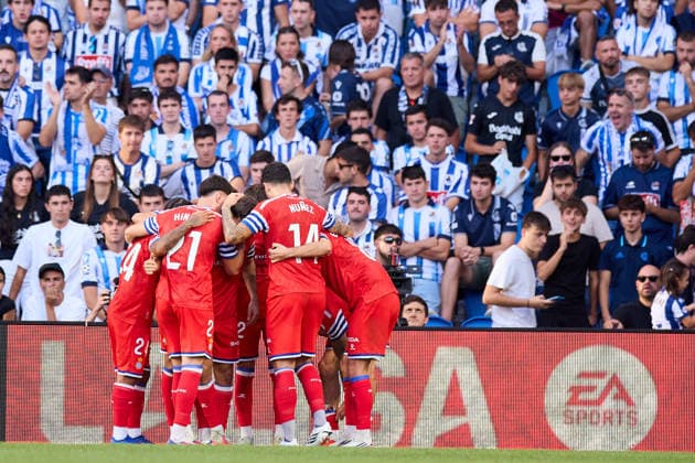 August 29, 2026, San Sebastian, Guipuzcoa, Spain: Roberto Fernandez of RCD Espanyol celebrates after scoring the team s first goal during the LaLiga EA Sports match between Real Sociedad and RCD Espanyol at Anoeta on August 29, 2026, in San Sebastian, Spain. San Sebastian Spain - ZUMAa181 20260829_zaa_a181_118 Copyright: xRicardoxLarreinax