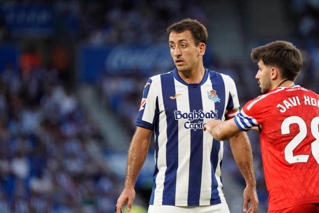 Mikel Oyarzabal of Real Sociedad seen in action during the La Liga EA Sports football match between Real Sociedad and RCD Espanyol de Barcelona at Estadio Anoeta on August 29, 2026 in San Sebastian, Spain. (Mickael Ducint Ball Raw Images) San Sebastian Estadio Anoeta Spain Copyright: xMickaelxDucintx mickaelducint_RealSociedad_Espanyol399
